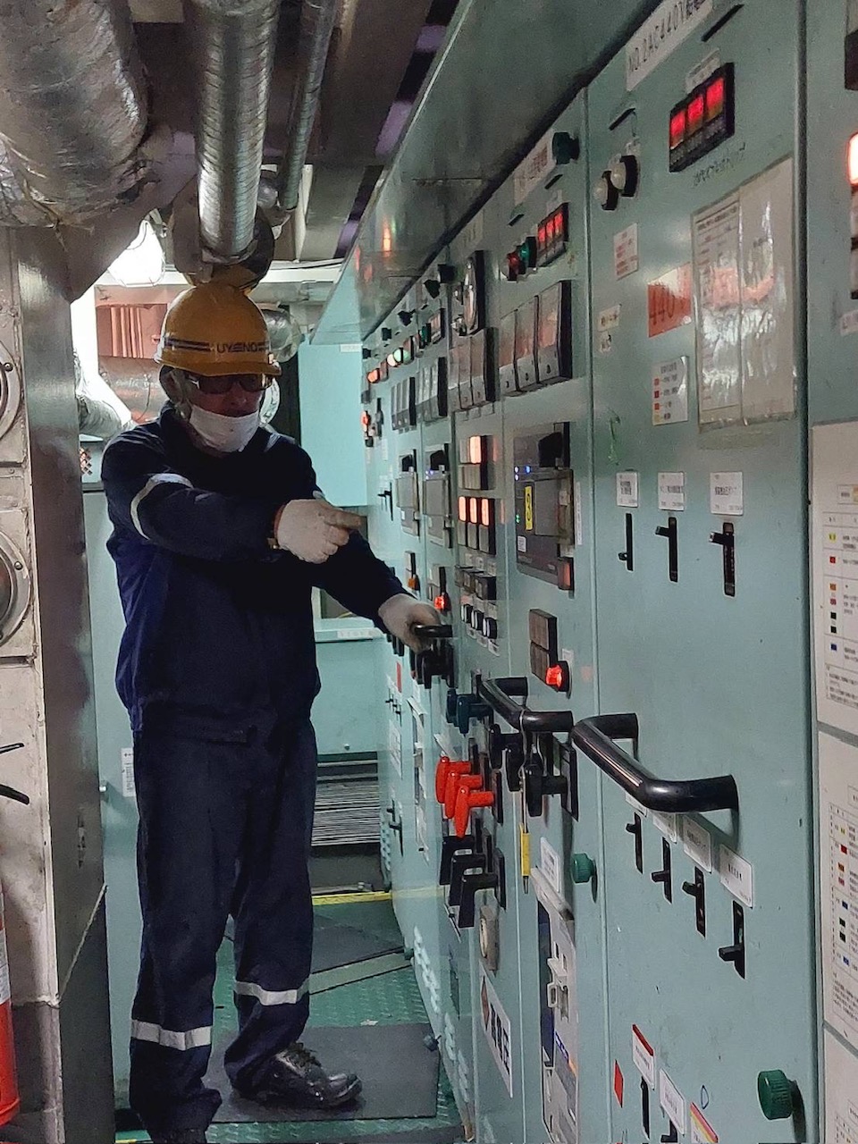 機関士（機関長候補）として新たなキャリアを海上で築こう！
